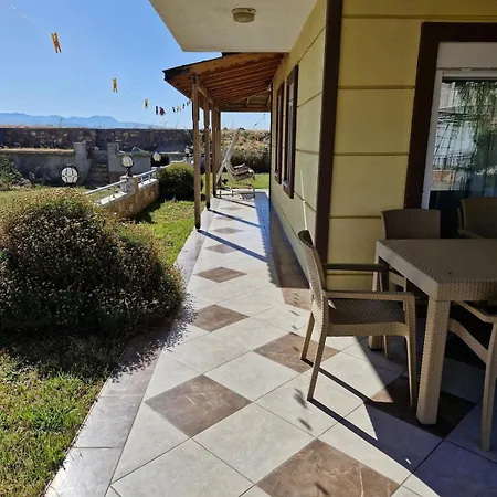 וילה Family-friendly 3br 50m To Quiet & Spacious In Ayvalı